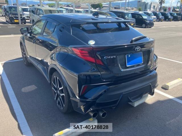 Toyota C-HR 2020-03 8411591-6
