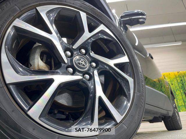 Toyota C-HR 2019-09 8437992-12