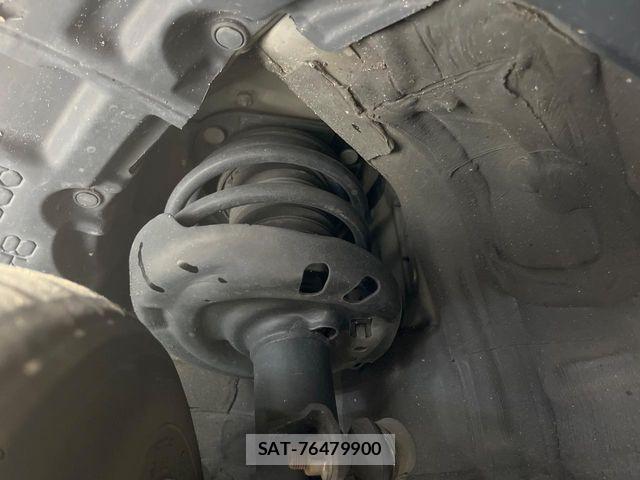 Toyota C-HR 2019-09 8437992-19