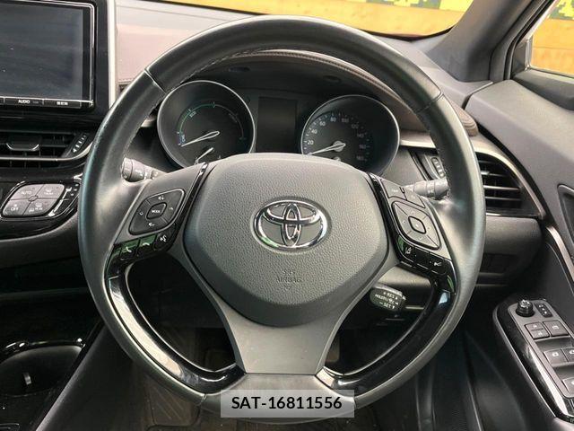 Toyota C-HR 2018-07 8437991-10