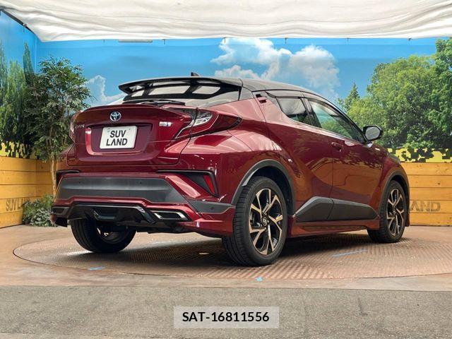 Toyota C-HR 2018-07 8437991-16