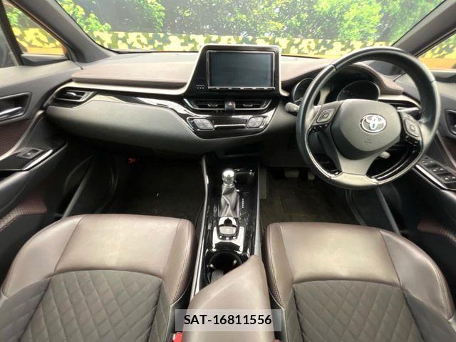 Toyota C-HR 2018-07 8437991-1