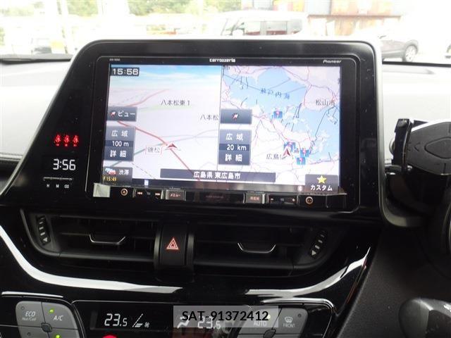 Toyota C-HR 2019-01 8437990-27
