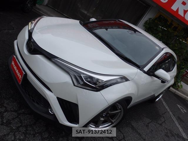 Toyota C-HR 2019-01 8437990-3