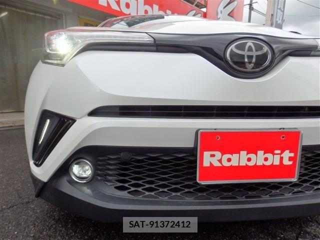 Toyota C-HR 2019-01 8437990-8
