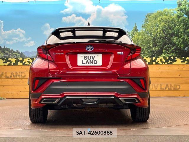 Toyota C-HR 2021-12 8437988-14