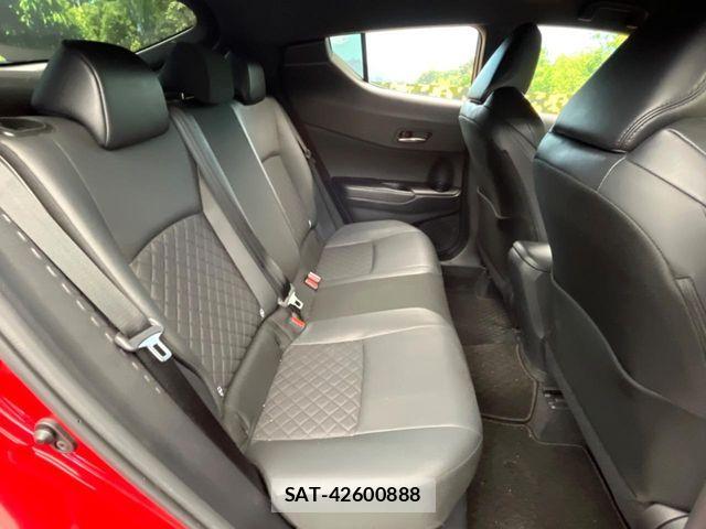 Toyota C-HR 2021-12 8437988-8