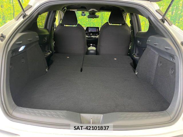 Toyota C-HR 2019-04 8457169-10