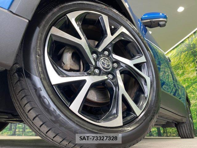 Toyota C-HR 2018-03 8457171-12