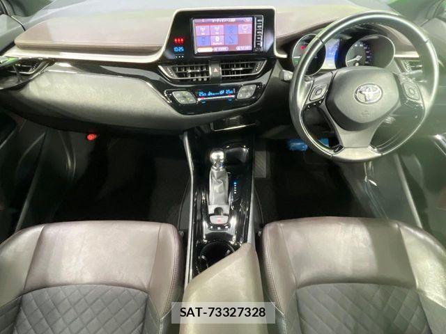 Toyota C-HR 2018-03 8457171-1