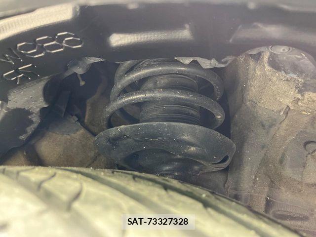 Toyota C-HR 2018-03 8457171-19