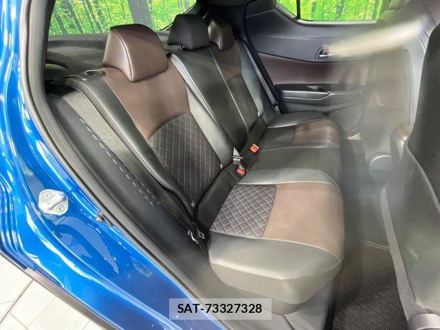Toyota C-HR 2018-03 8457171-8