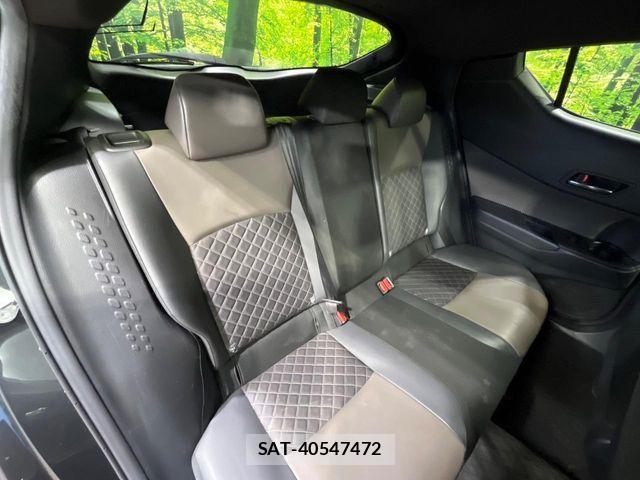 Toyota C-HR 2022-09 8457167-8