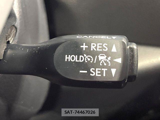Toyota C-HR 2017-09 8457170-5