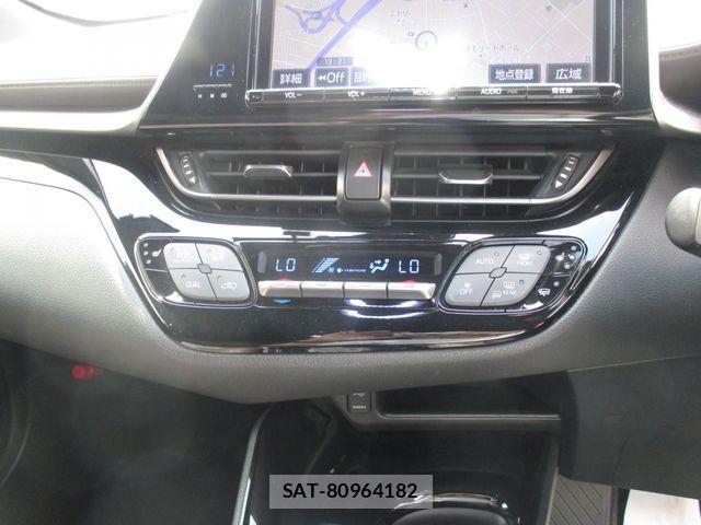Toyota C-HR 2017-09 8457173-11