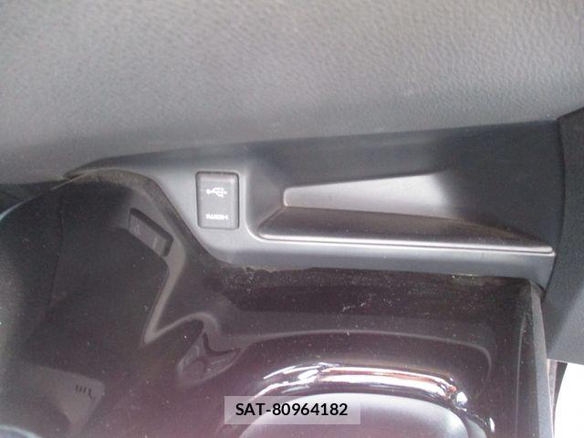 Toyota C-HR 2017-09 8457173-13