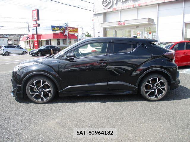 Toyota C-HR 2017-09 8457173-7