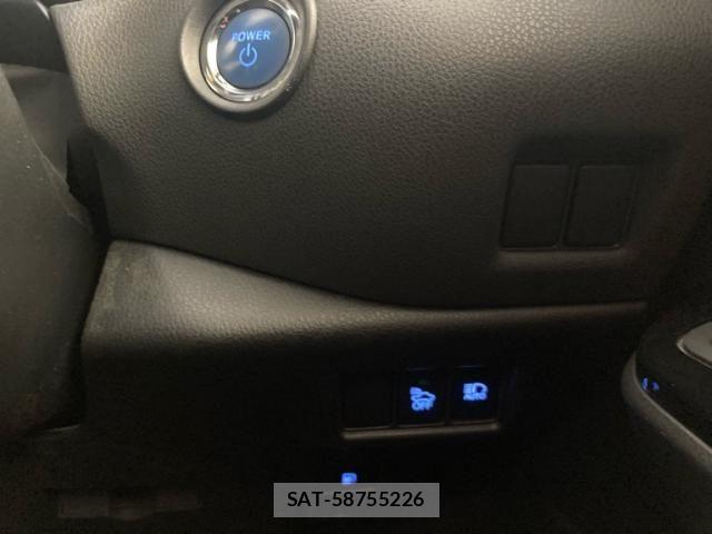 Toyota C-HR 2017-09 8457174-24