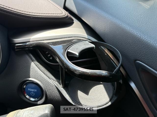 Toyota C-HR 2017-06 8485154-16