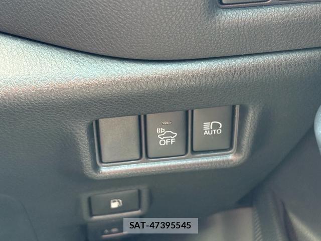 Toyota C-HR 2017-06 8485154-17