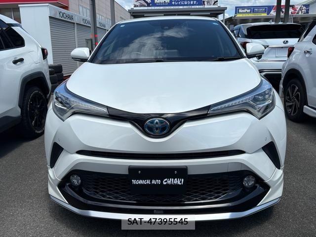 Toyota C-HR 2017-06 8485154-1