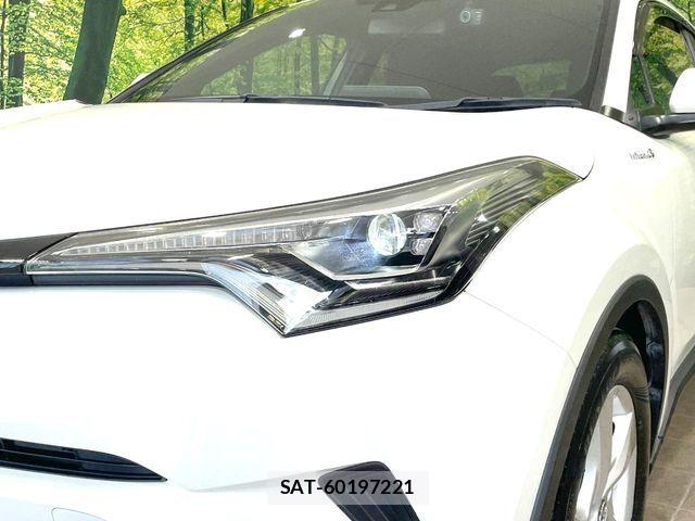 Toyota C-HR 2018-11 8485149-11