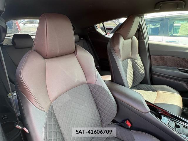 Toyota C-HR 2017-06 8485150-9