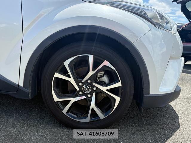 Toyota C-HR 2017-06 8485150-2