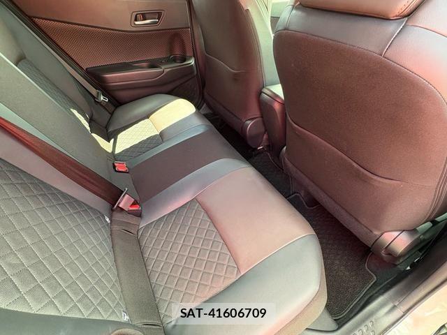 Toyota C-HR 2017-06 8485150-8