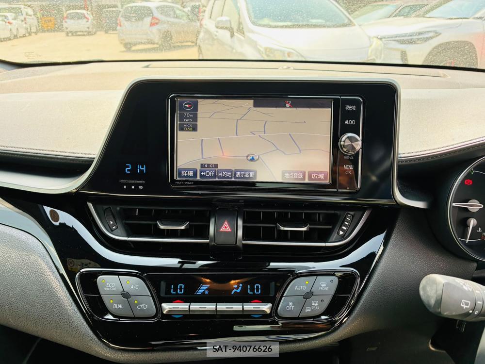 Toyota C-HR 2018-02 8329542-19