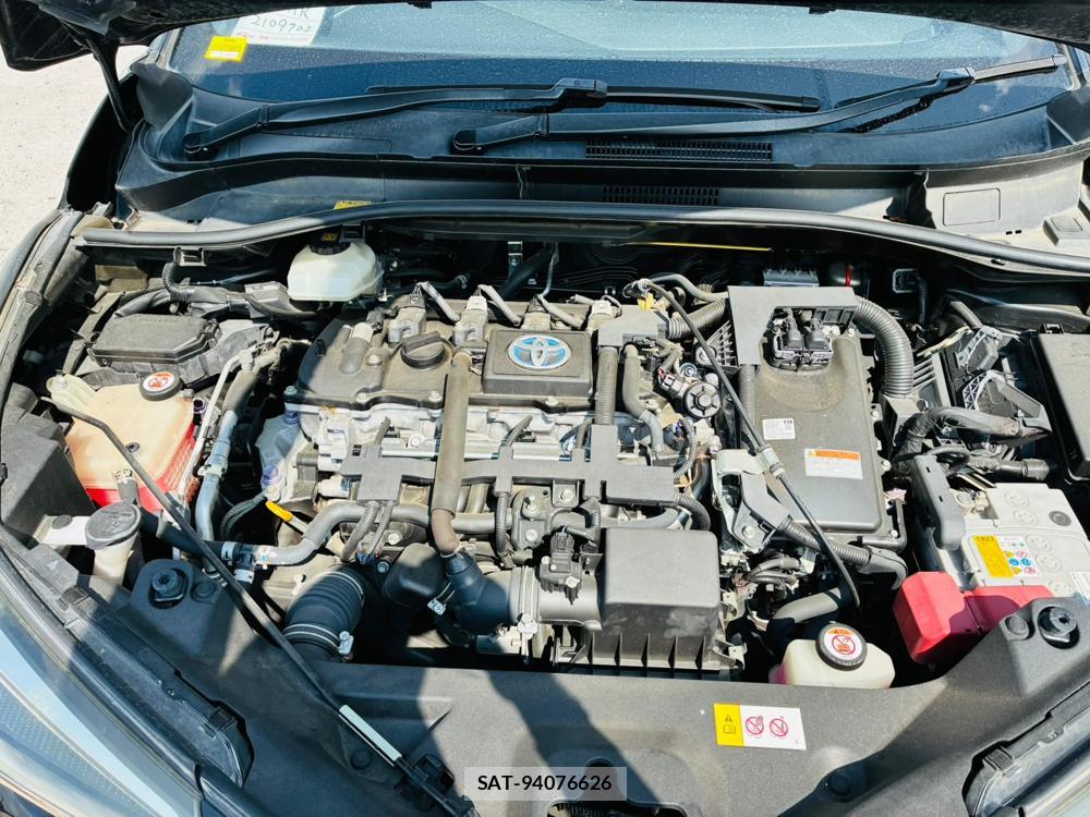 Toyota C-HR 2018-02 8329542-39