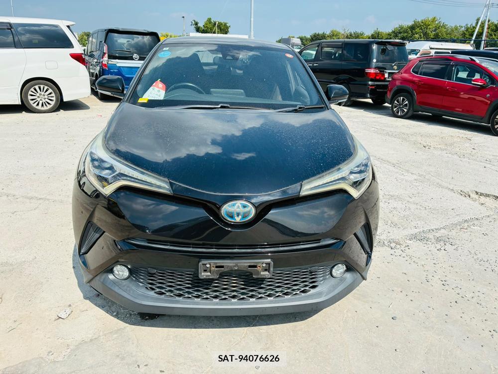 Toyota C-HR 2018-02 8329542-7