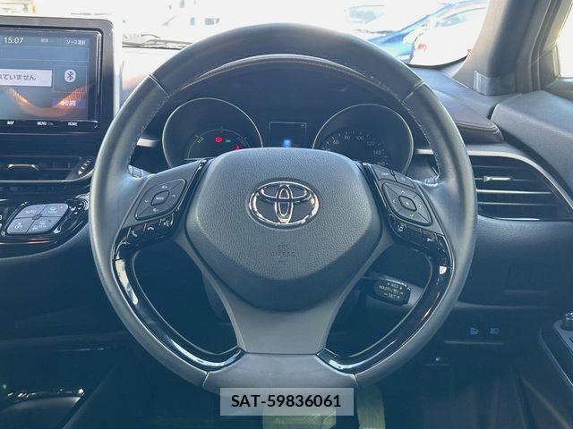 Toyota C-HR 2019-04 8524051-10