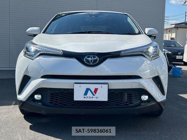 Toyota C-HR 2019-04 8524051-13