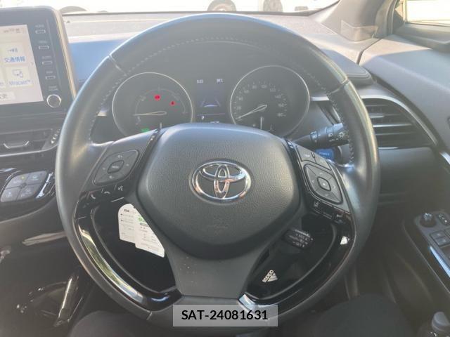 Toyota C-HR 2020-09 8524050-14