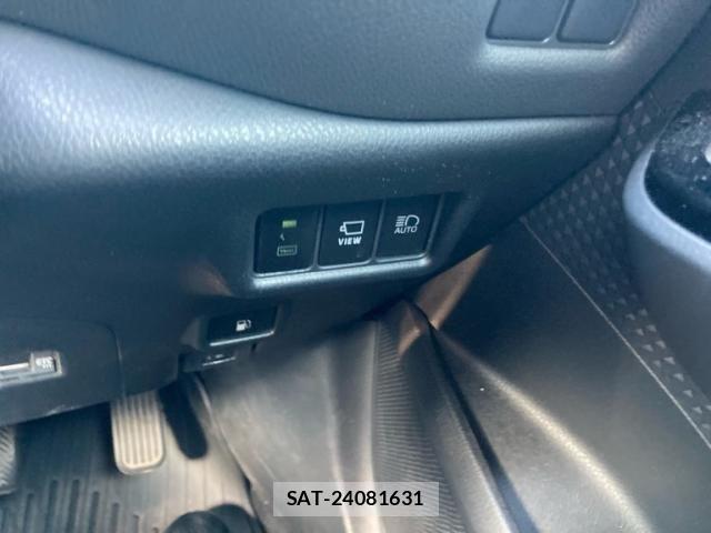 Toyota C-HR 2020-09 8524050-17