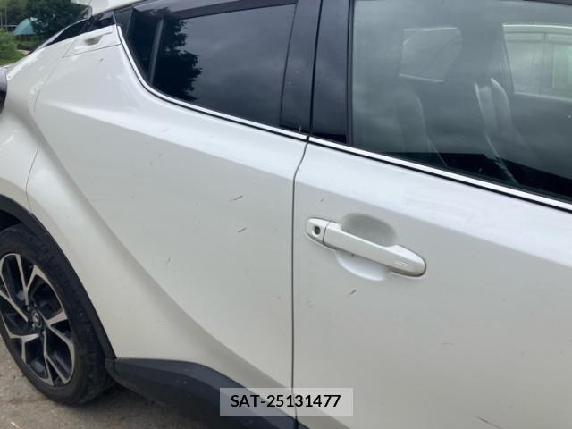 Toyota C-HR 2016-12 8524056-10