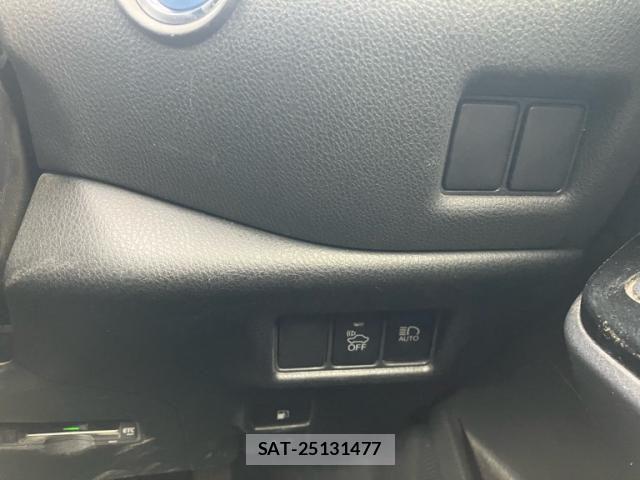 Toyota C-HR 2016-12 8524056-23