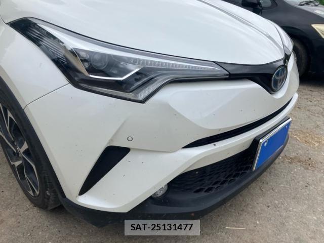 Toyota C-HR 2016-12 8524056-7