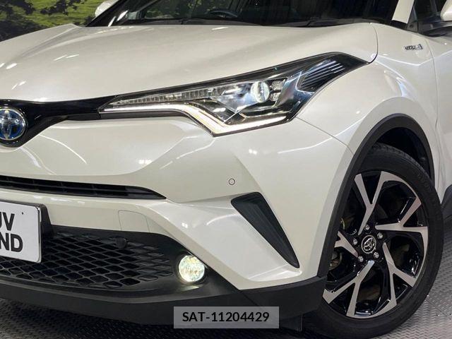 Toyota C-HR 2018-01 8524047-12