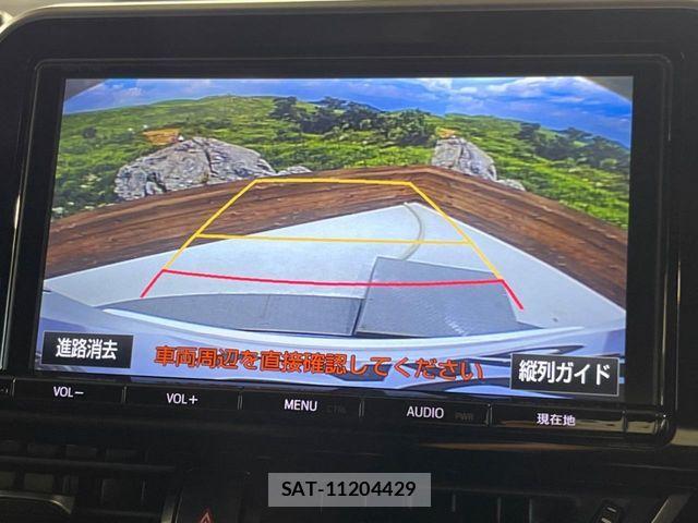 Toyota C-HR 2018-01 8524047-4