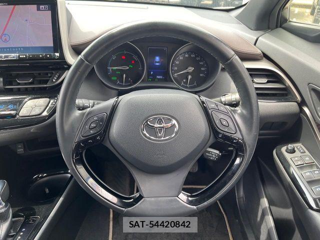 Toyota C-HR 2017-12 8524052-10