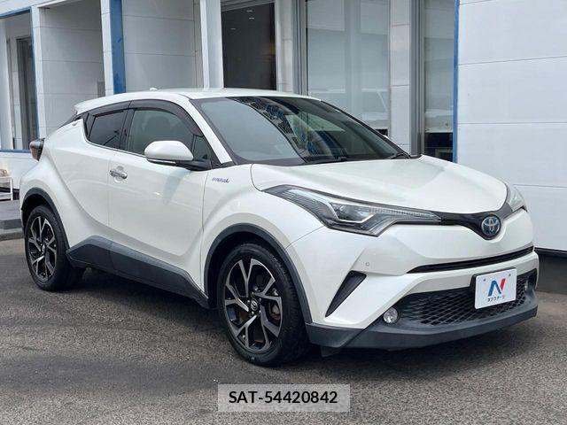 Toyota C-HR 2017-12 8524052-15