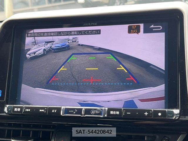 Toyota C-HR 2017-12 8524052-3