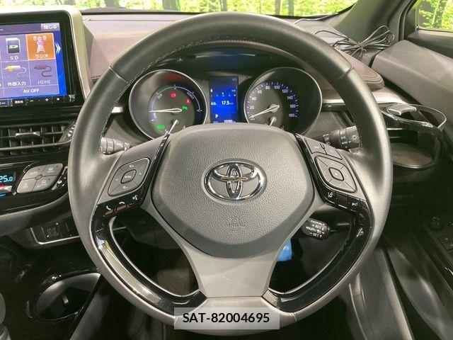 Toyota C-HR 2017-07 8524049-10