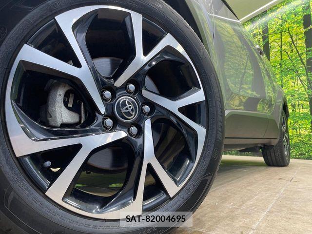 Toyota C-HR 2017-07 8524049-12