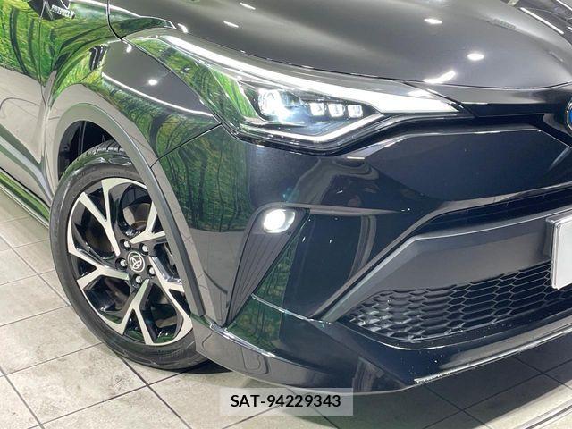Toyota C-HR 2020-01 8524045-11