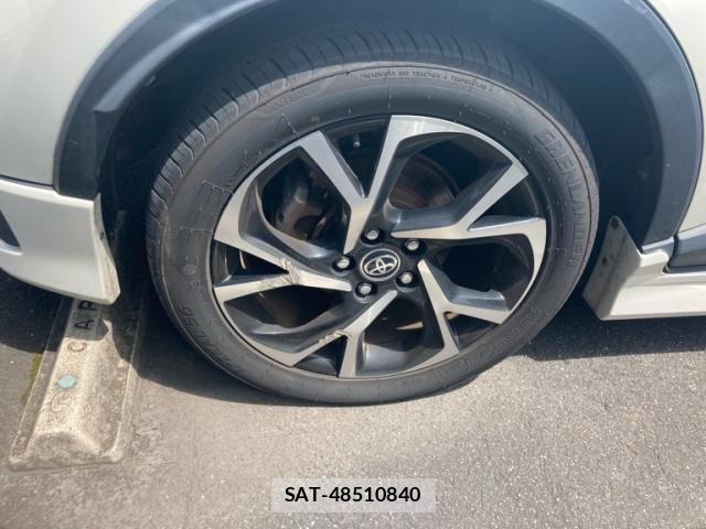 Toyota C-HR 2020-03 8524053-9