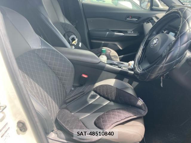Toyota C-HR 2020-03 8524053-10