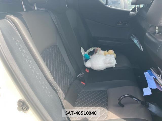 Toyota C-HR 2020-03 8524053-11